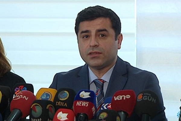 Demirtaş: Geri adım atmayacağız