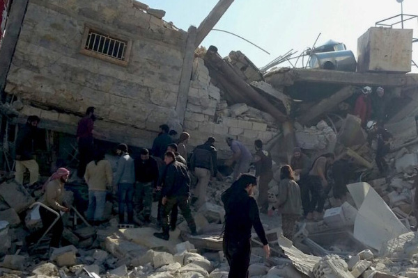 Af Örgütü: Rusya Suriye'de hastaneleri kasıtlı vuruyor