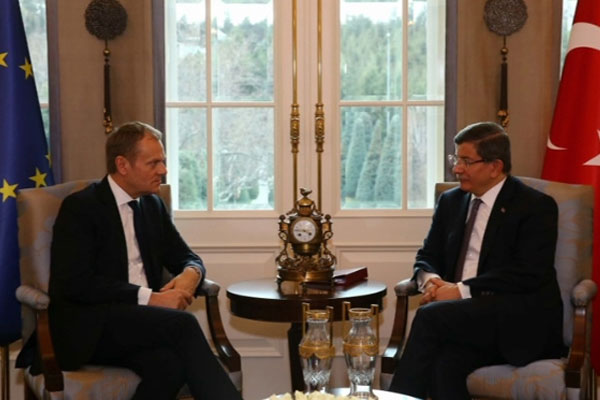 Davutoğlu Donald Tusk’la görüştü