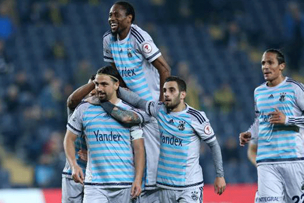 Fenerbahçe yarı finalde!