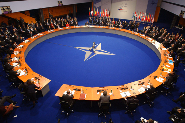 Litvanya'dan NATO'ya: Rusya ile diyaloğa girmeyin