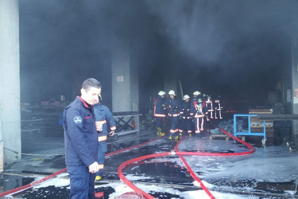 İstanbul’da korkutan yangın