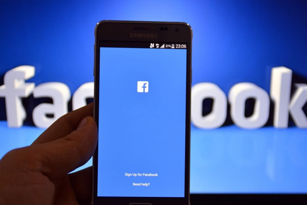 Facebook İngiltere'ye vergi ödeyecek