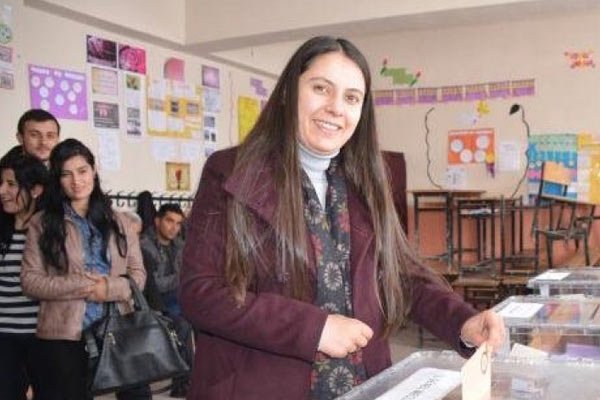 DBP'li Hazal Aras tutuklandı