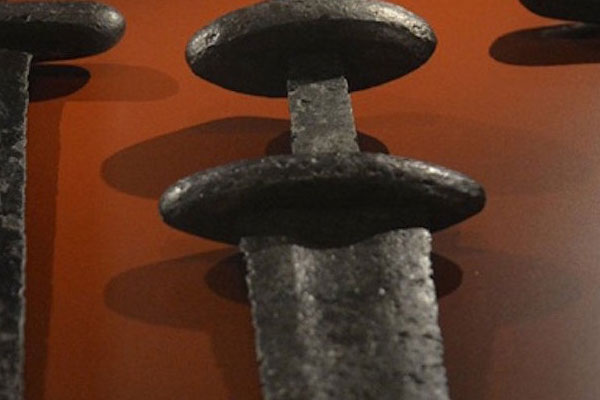 Ukrayna, Viking kılıcının iadesini istiyor