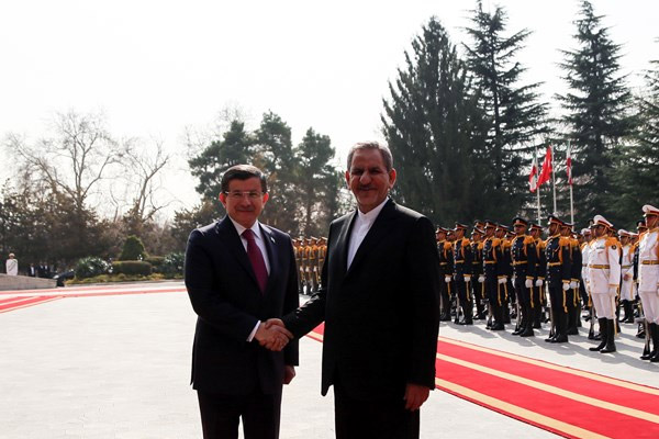 Başbakan Davutoğlu İran'da