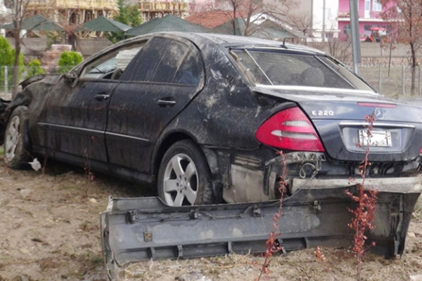 AK Partili başkanlar kaza yaptı