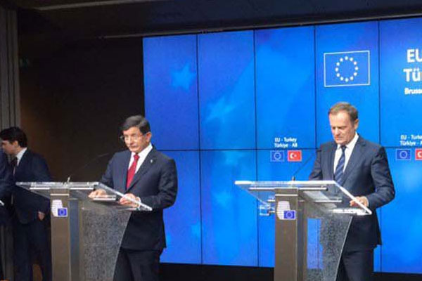 Davutoğlu, 'vize' müjdesini verdi