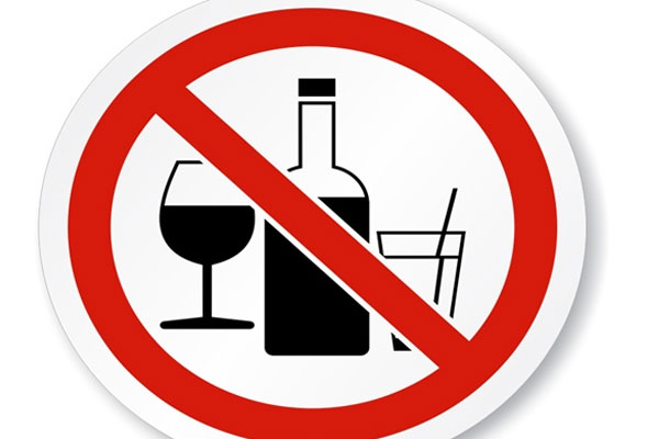 İspanya’da alkol yasağı