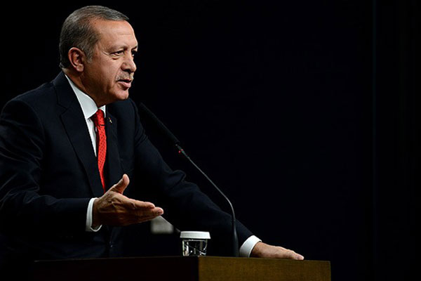 Erdoğan: Kadın öncelikli annedir
