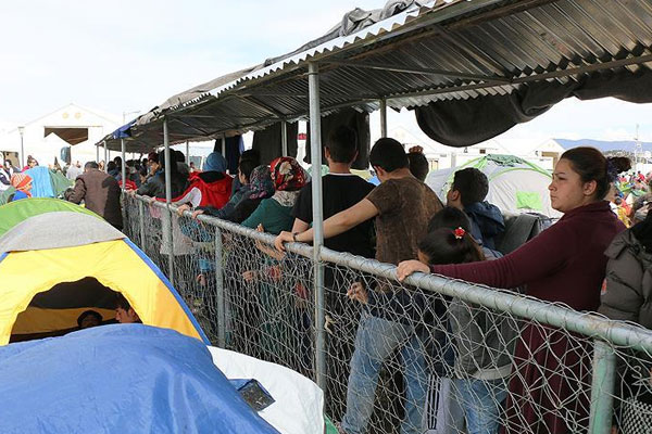 Sığınmacılara Makedonya ve Sırbistan'dan izin yok