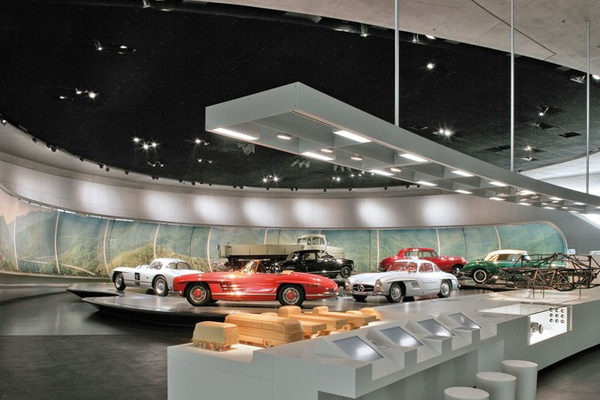 Mercedes’ten BMW’ye davet