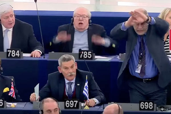 Yunan vekil: 'Türk köpek gibidir'