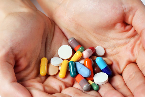 İnternetten ilaç satan siteler kapatılıyor