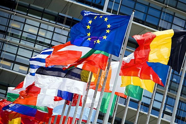 Stefan Löfven: İstemeyen Schengen'i terk eder