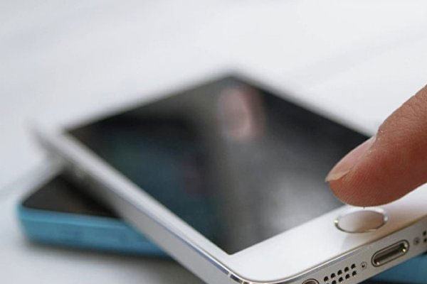 'Apple ile FBI' savaşında yeni iddia