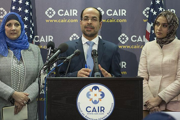 Trump'a 'özür dile' çağrısı