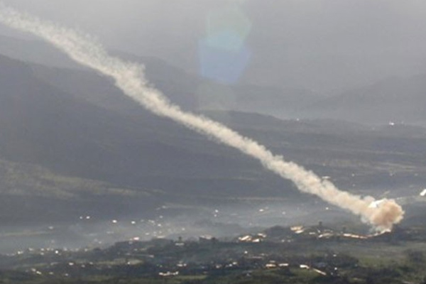 Derecik’te obüsler PKK hedeflerini vurdu