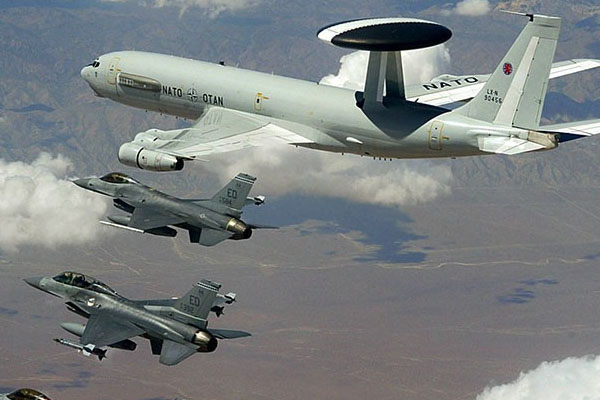 NATO uçağı Türk hava sahasında