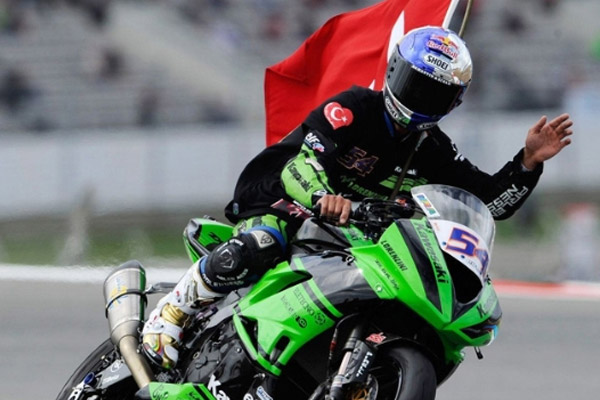 Tayland'da Kenan Sofuoğlu ikinci oldu