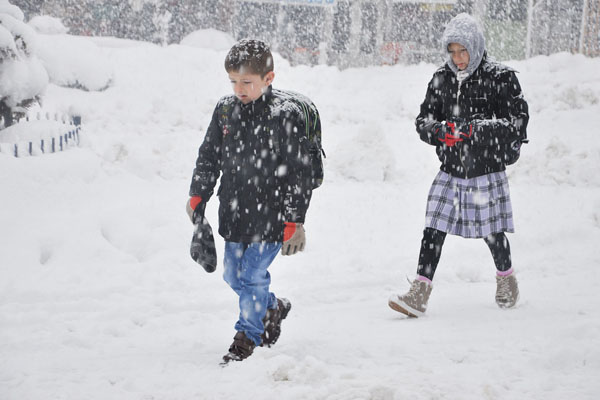 4 bölgeye kar geliyor