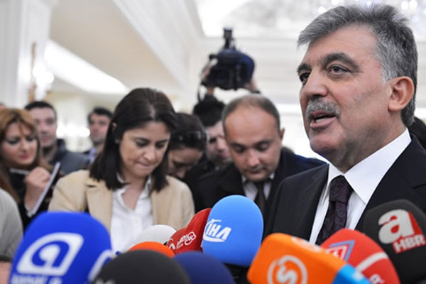 Abdullah Gül: Saldırıyı lanetliyorum