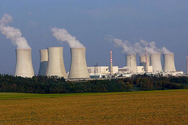 Japonya'da iki nükleer reaktörünü kapattı