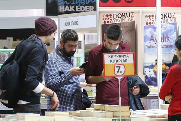 CNR Kitap Fuarı'na rekor ziyaretçi
