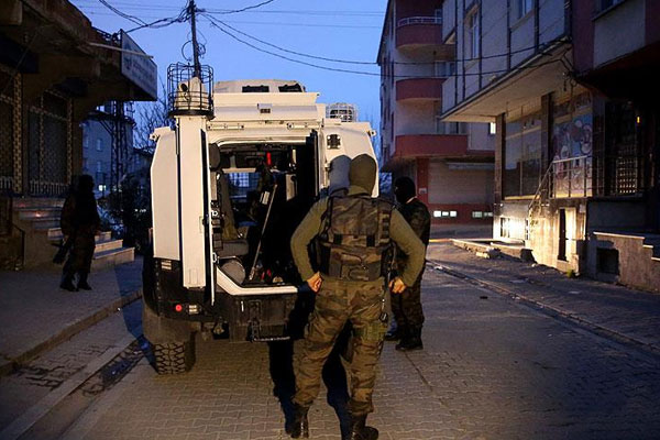 Türkiye'ye sızan 10 PKK'lı yakalandı