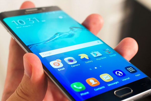 Samsung Galaxy S7 mini geliyor