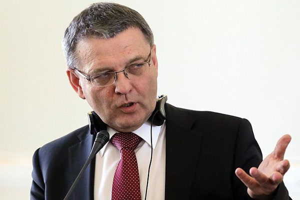 'Rusya krizi büyütüyor'