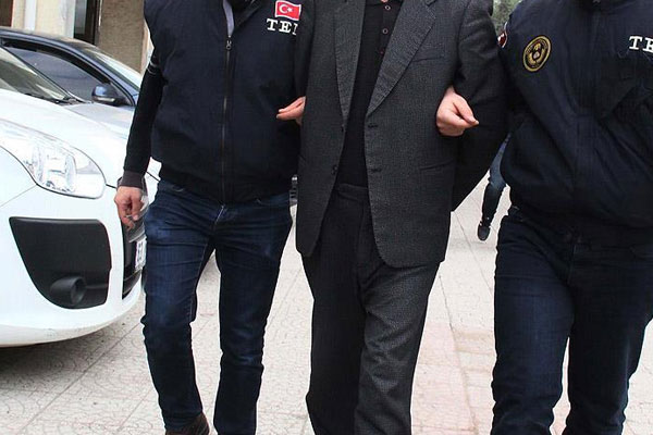 Bursa'da FETÖ iddiasıyla iki şirkete kayyum atandı