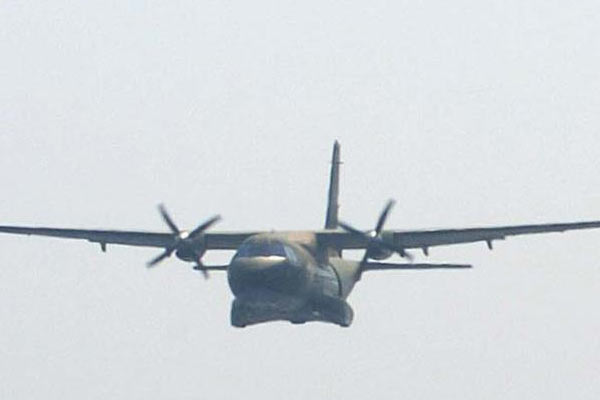 Irak'ta askeri gözlem uçağı düştü