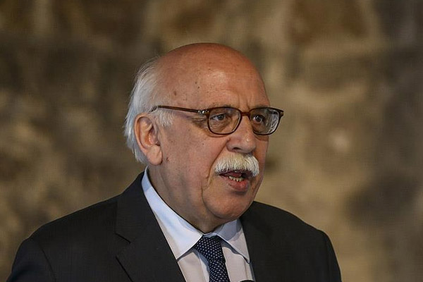 Avcı: Her dönemin ayrı bir Akif'i var