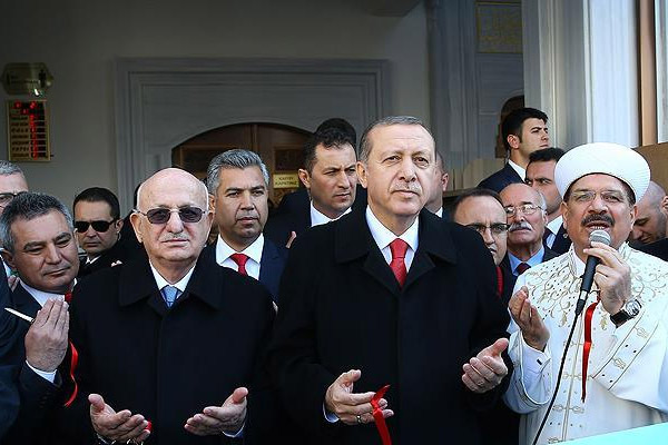 Erdoğan cami açılışını yaptı