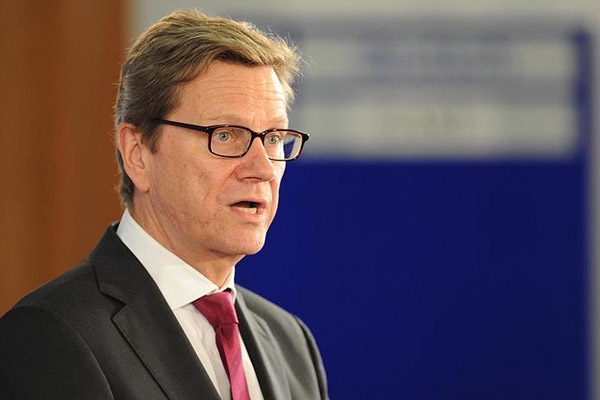 Almanya eski Dışişleri Bakanı hayatını kaybetti