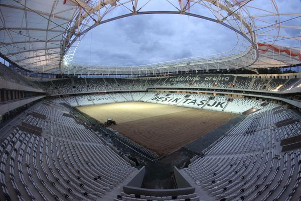 Vodafone Arena için sayılı günler