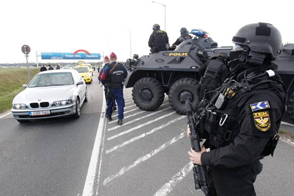 Brüksel'de hayat durdu