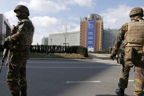 Belçika'da Türk mahallesine baskın