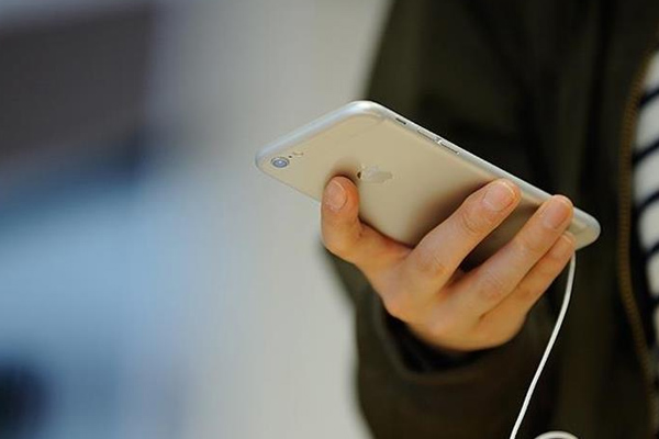 'Akıllı telefon kullanırken dikkat edin'