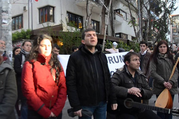 Grup Yorum üyeleri gözaltına alındı