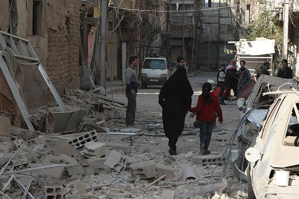 Rejim, kuşatma bölgelerine yardımları engelliyor