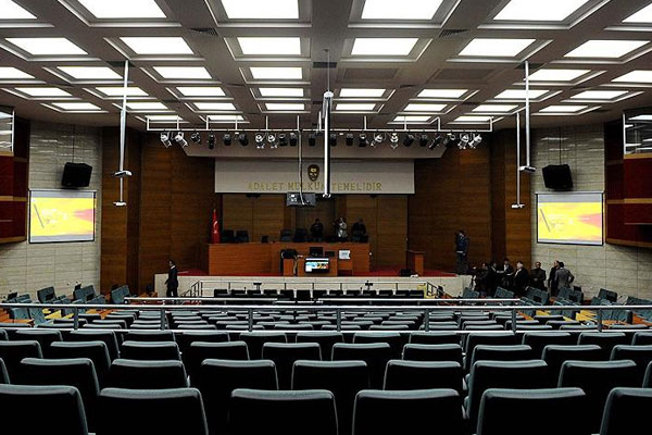 Cumhurbaşkanı'na  hakarete ceza