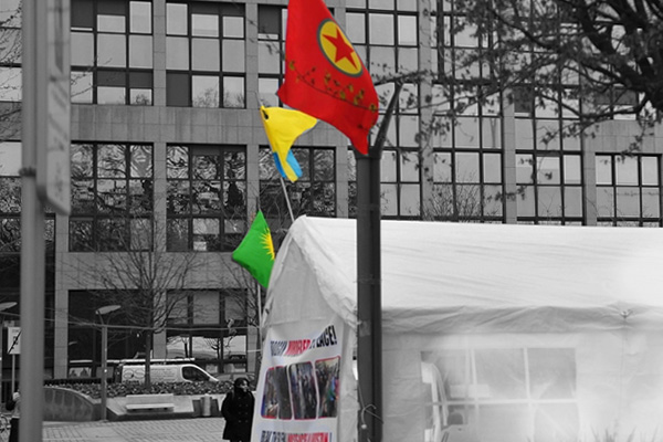 Brüksel'deki PKK çadırı kaldırıldı