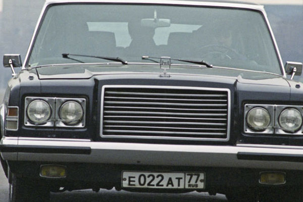 Rusya'ya girmek isteyen esrarengiz araç