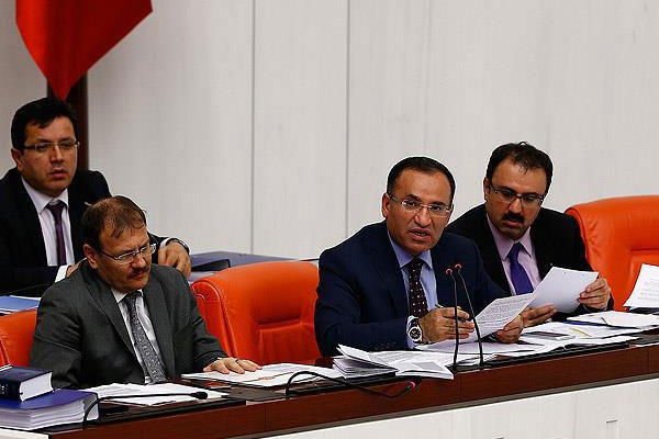 Adalet Bakanı Bozdağ'dan yeni yasa yorumu