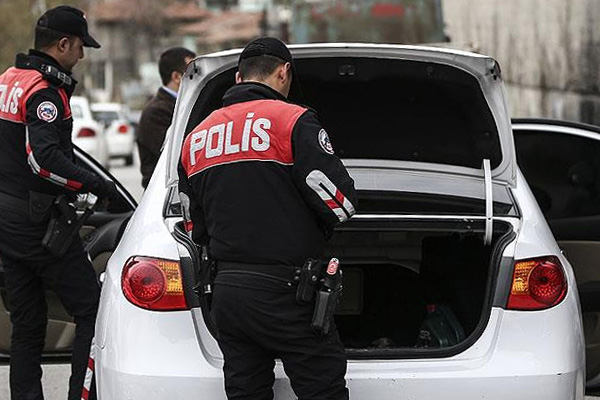 Başkentte 1100 polisle asayiş uygulaması