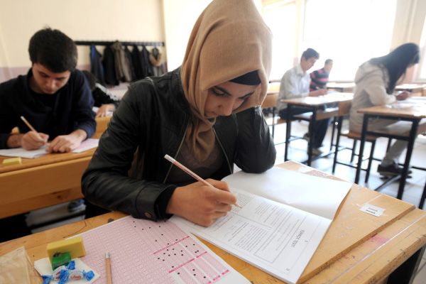 YGS'de yine kız öğrenciler başarılı oldu