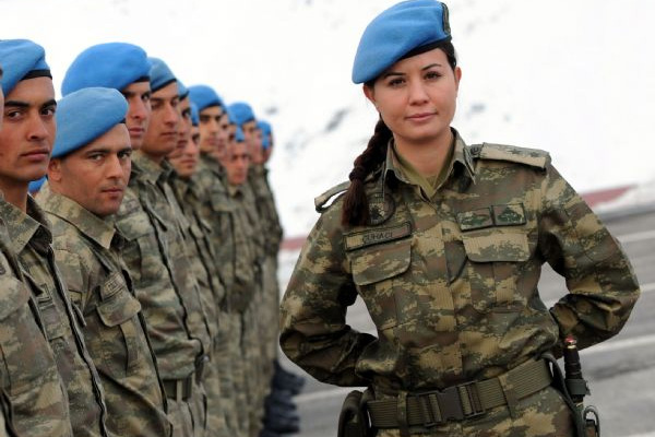 Kadınlar da askere gidebilecek