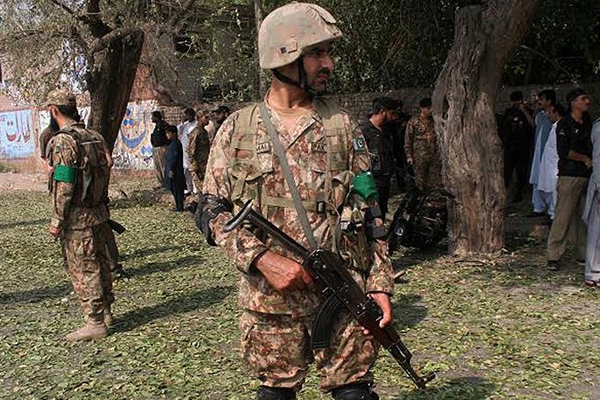 Pakistan'da patlama 70'den fazla ölü 200'ün üzerinde yaralı